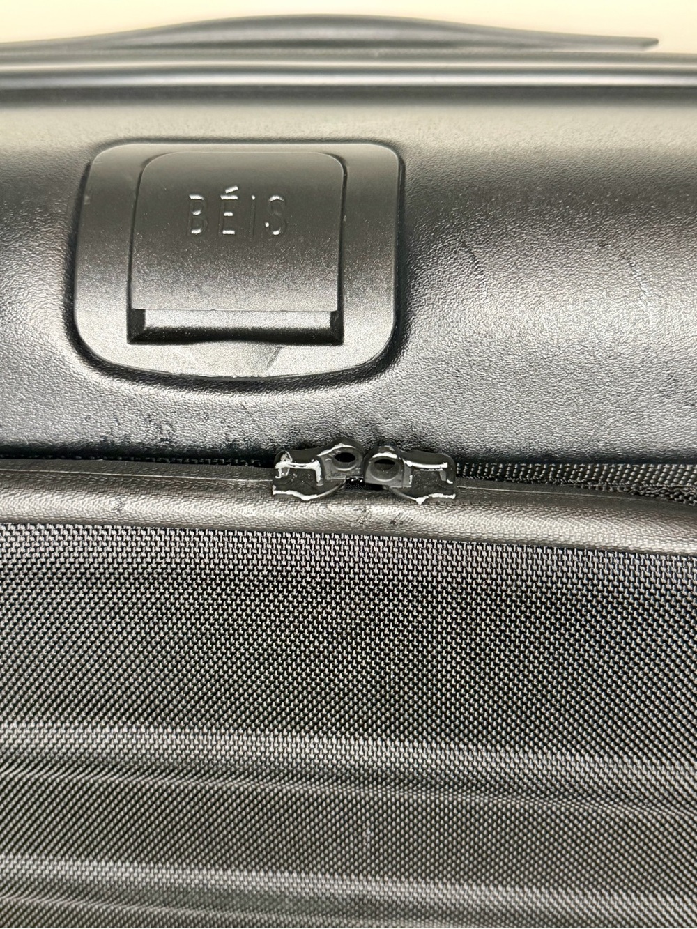 BEIS Black Small Carry-On Spinner Suitcase - Picture 2 of 15